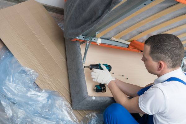 Couch Assembly in Seattle