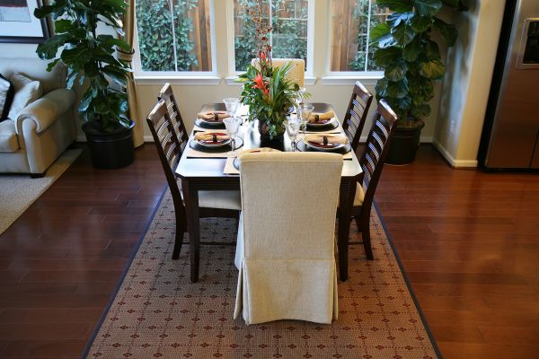 Kitchen Table Assembly in Seattle